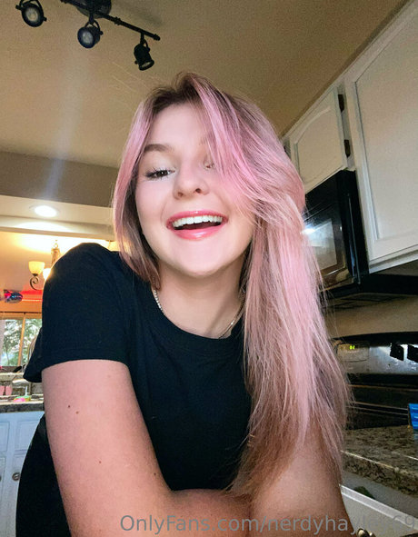 Nerdyhayley69