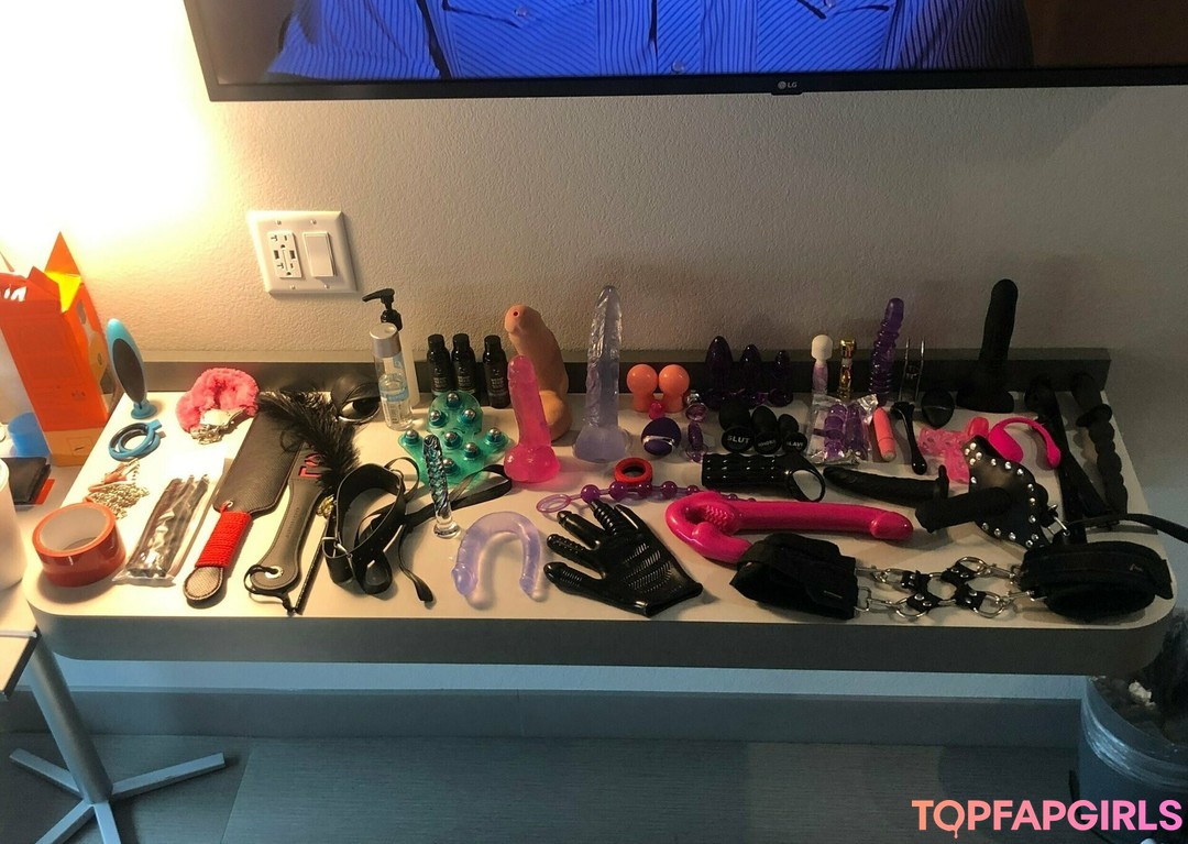 Foto desnuda filtrada de OnlyFans de Kinkydallascouple #9 Foto desnuda filtrada de OnlyFans de Kinkydallascouple #9