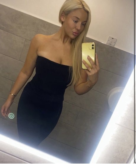 Foto desnuda filtrada de OnlyFans de Anna Curley