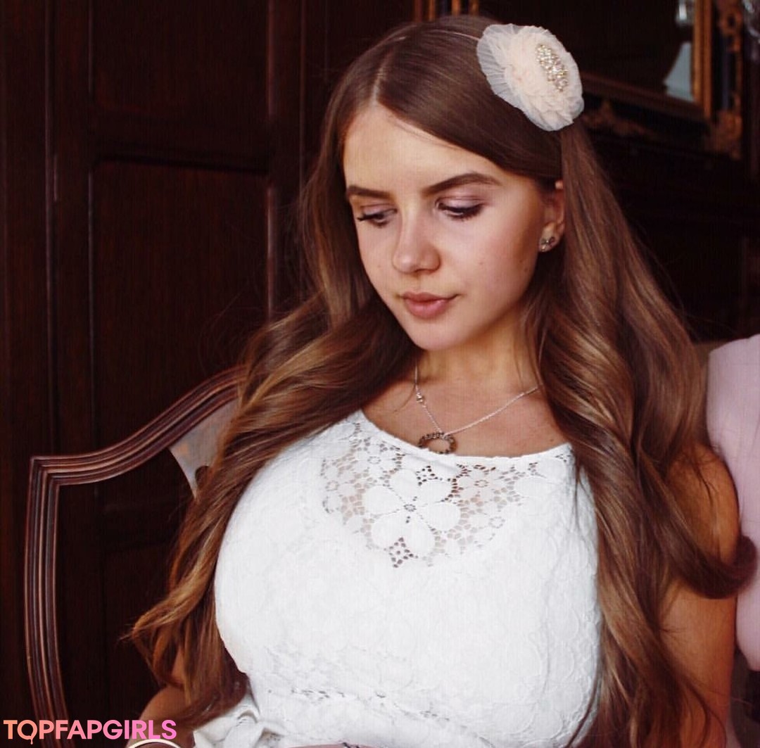 Foto desnuda filtrada de OnlyFans de Elizabeth M #36 Foto desnuda filtrada de OnlyFans de Elizabeth M #36