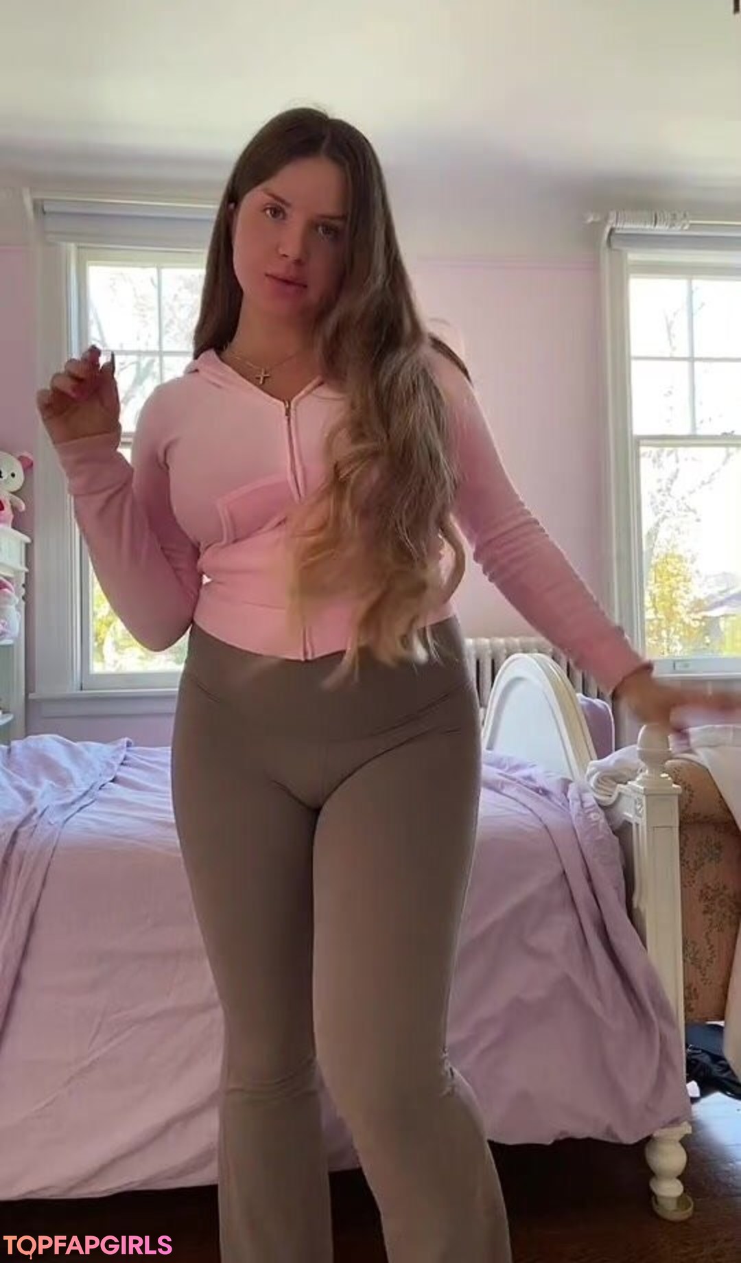 Foto desnuda filtrada de OnlyFans de Elizabeth M #401 Foto desnuda filtrada de OnlyFans de Elizabeth M #401