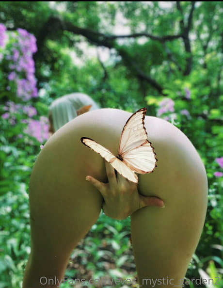 Eves_mystic_garden2