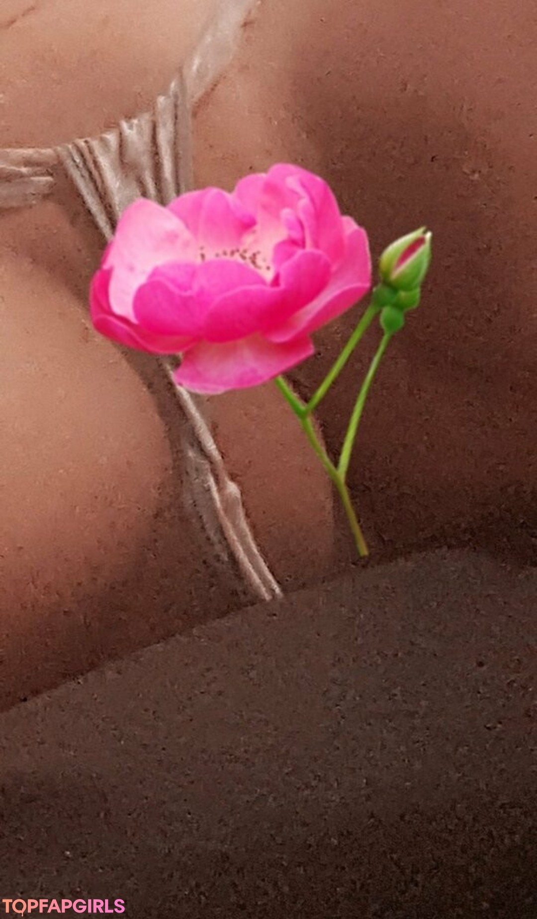 Foto desnuda filtrada de OnlyFans de Debboracarl #70 Foto desnuda filtrada de OnlyFans de Debboracarl #70