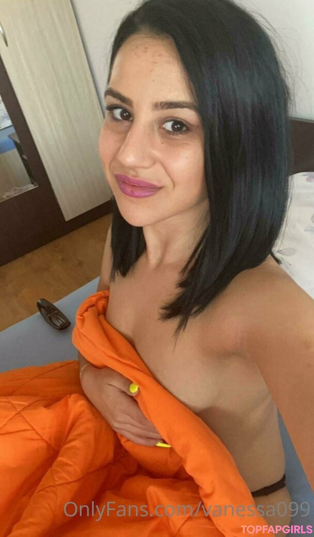 Foto desnuda filtrada de OnlyFans de Vanessa099 #50 Foto desnuda filtrada de OnlyFans de Vanessa099 #50