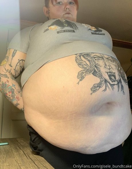 Foto desnuda filtrada de OnlyFans de Giselebundtcake