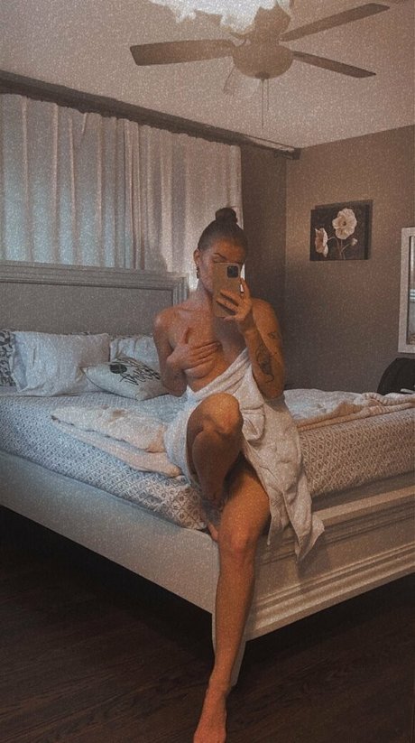 Foto desnuda filtrada de OnlyFans de Babyred