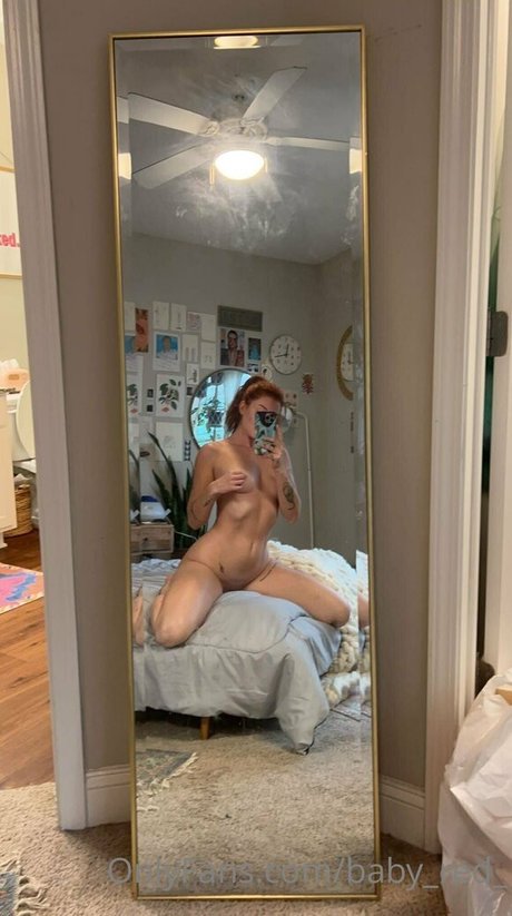 Foto desnuda filtrada de OnlyFans de Babyred