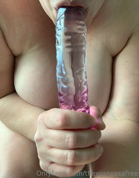 Foto desnuda filtrada de OnlyFans de Theejanessappv
