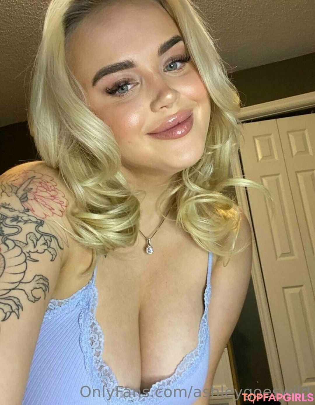 Foto desnuda filtrada de OnlyFans de Ashleygoeswild #20 Foto desnuda filtrada de OnlyFans de Ashleygoeswild #20