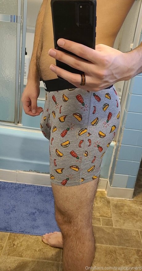 Tragicgaynerd