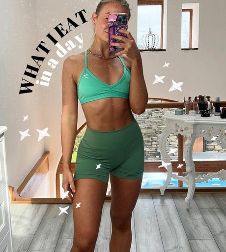 Foto desnuda filtrada de OnlyFans de Fiona Simpson