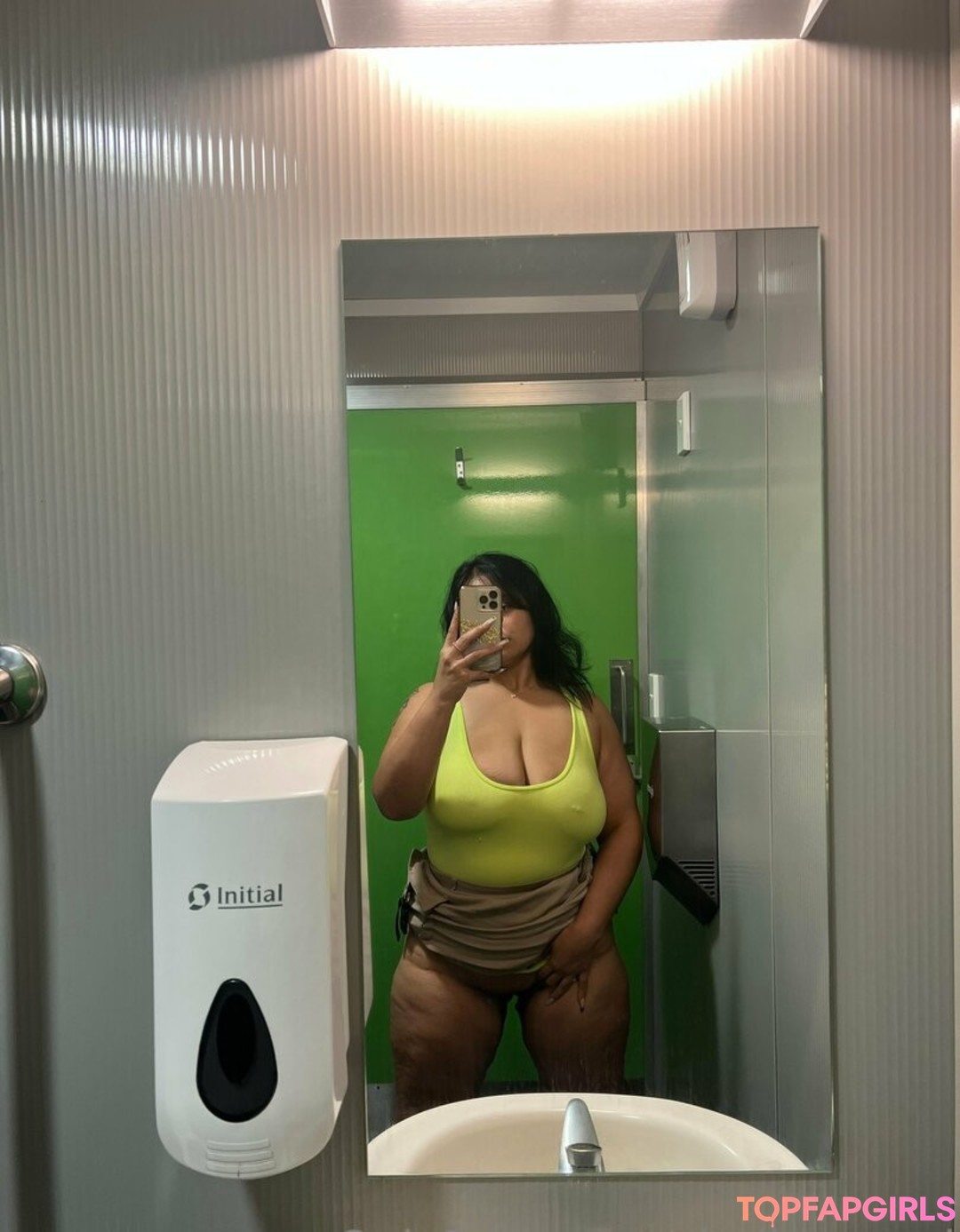 Foto desnuda filtrada de OnlyFans de Shellzangel #22 Foto desnuda filtrada de OnlyFans de Shellzangel #22