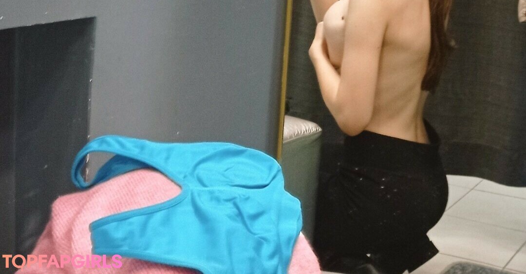 Foto desnuda filtrada de OnlyFans de Sunnywhale #26 Foto desnuda filtrada de OnlyFans de Sunnywhale #26