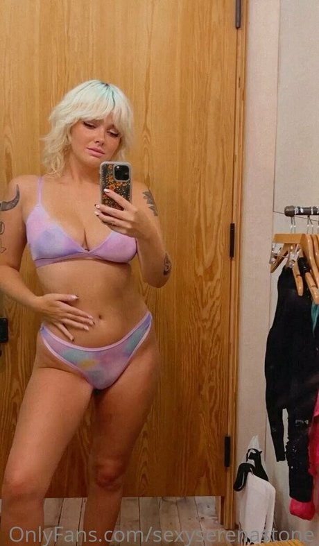 Foto desnuda filtrada de OnlyFans de Xxsummerstone