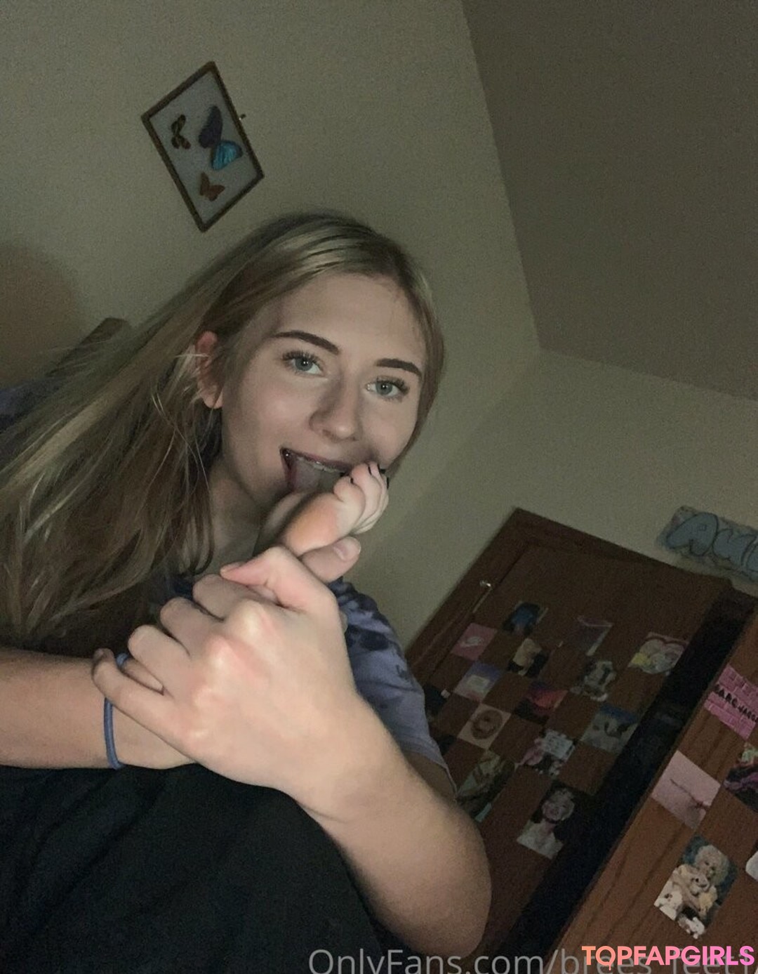 Foto desnuda filtrada de OnlyFans de Breesfeet1 #10 Foto desnuda filtrada de OnlyFans de Breesfeet1 #10