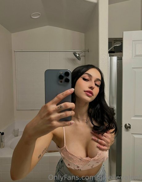 Foto desnuda filtrada de OnlyFans de Gisellevalent