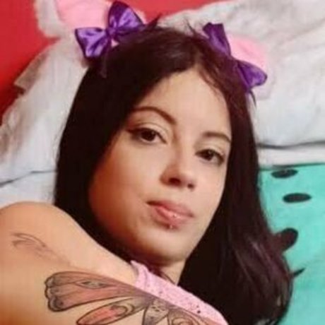 Foto desnuda filtrada de OnlyFans de Hell Daze