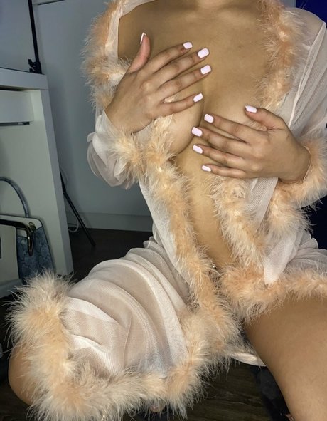 Foto desnuda filtrada de OnlyFans de Kuwait Twins