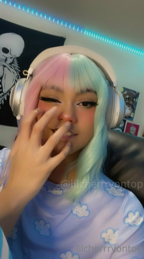 Foto desnuda filtrada de OnlyFans de Lilcherrryontopfree