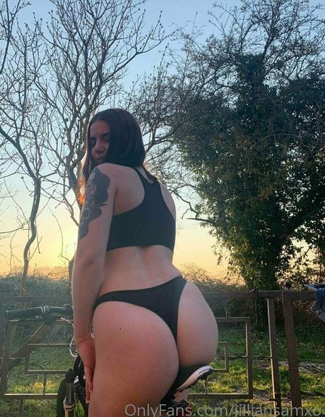 Jilliansamxo