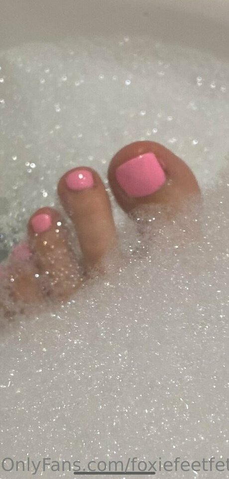 Foxiefeetfetish
