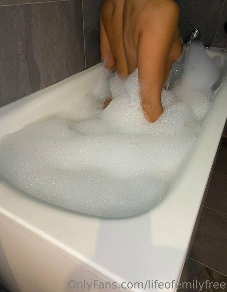 Foto desnuda filtrada de OnlyFans de Lifeofemilyfree