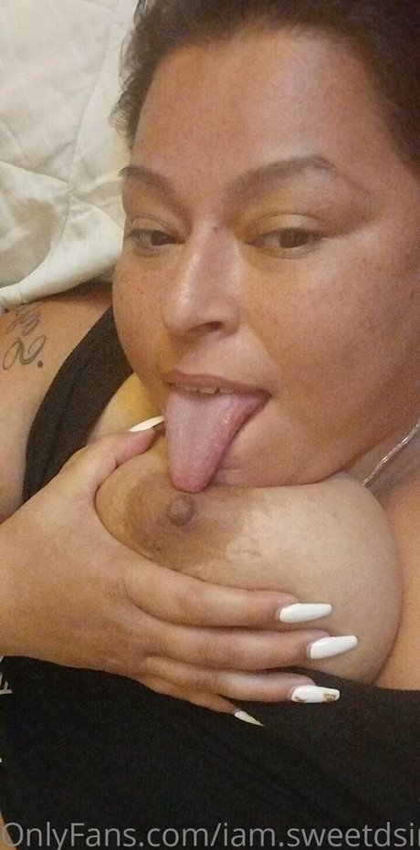 Foto desnuda filtrada de OnlyFans de Iamsweetdsire