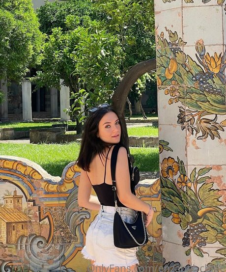 Enzabel_chloe