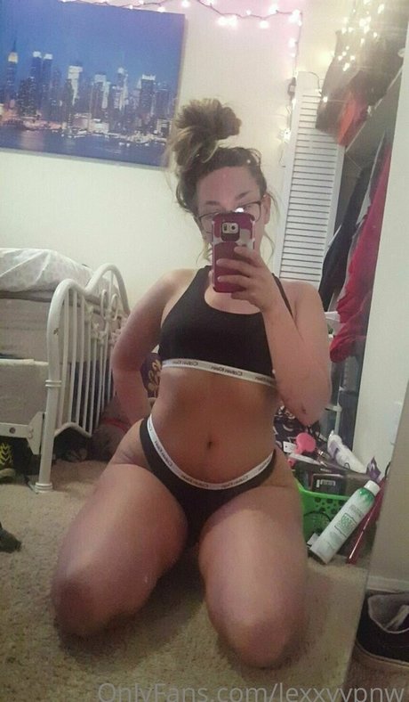 Foto desnuda filtrada de OnlyFans de Lexxyypnw