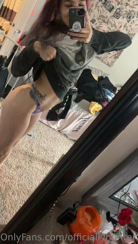 Foto desnuda filtrada de OnlyFans de Officiallyhunter101