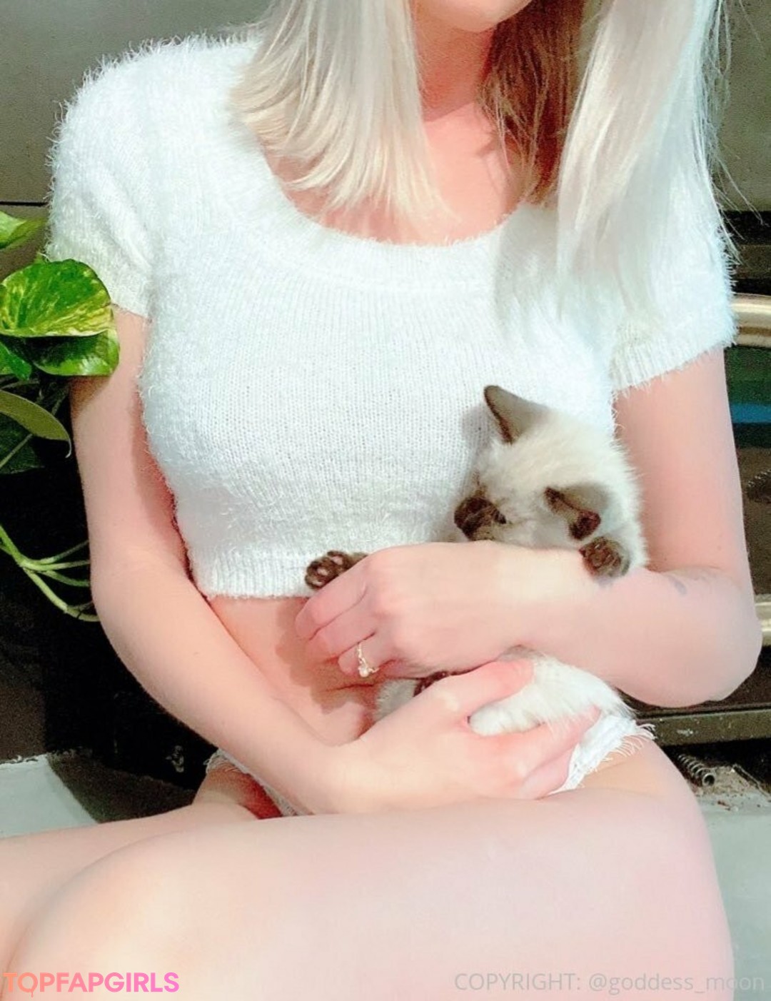 Foto desnuda filtrada de OnlyFans de Goddessmoon #40 Foto desnuda filtrada de OnlyFans de Goddessmoon #40