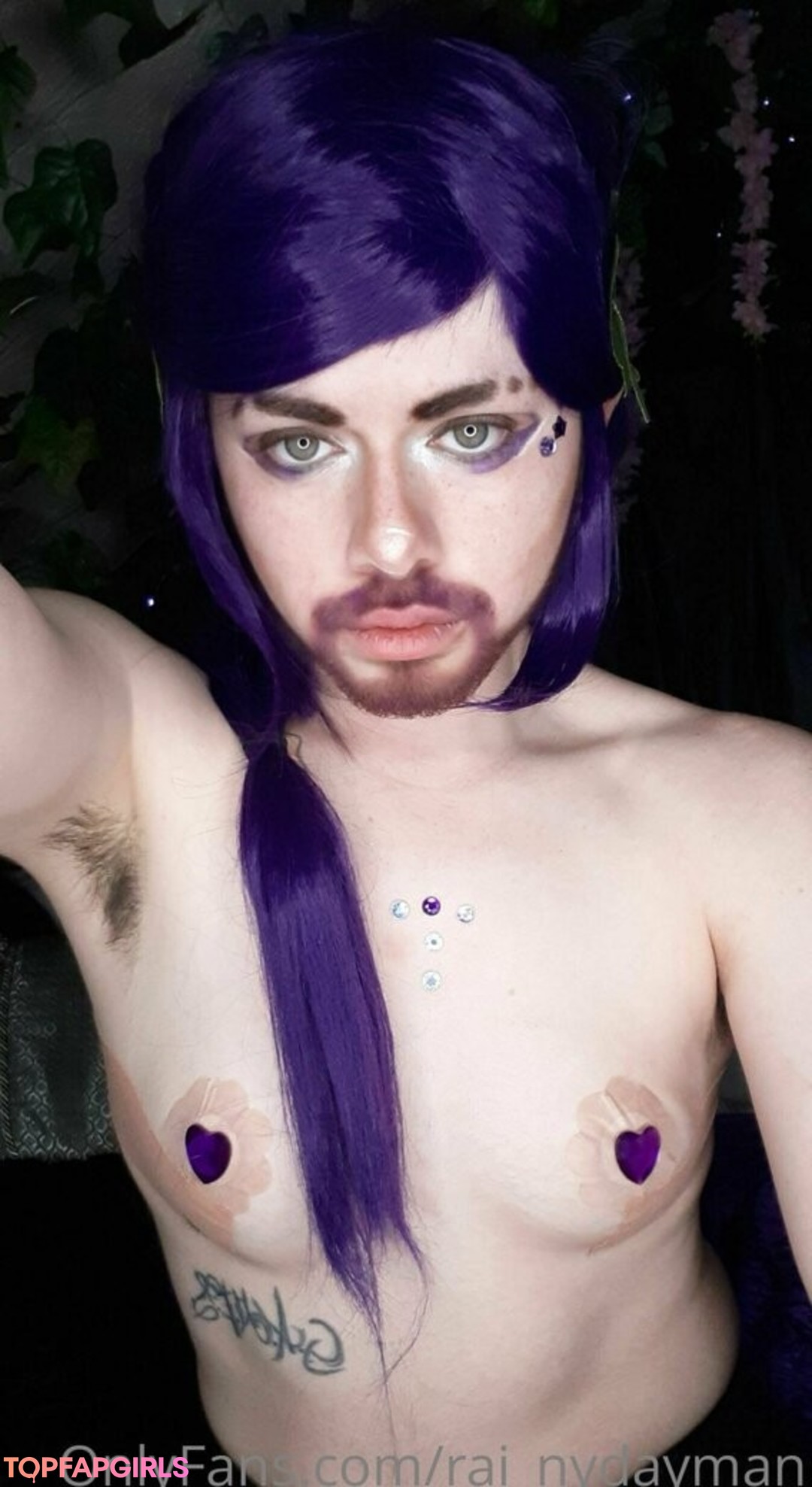 Foto desnuda filtrada de OnlyFans de Rainydayman #17 Foto desnuda filtrada de OnlyFans de Rainydayman #17