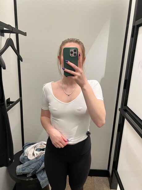 Foto desnuda filtrada de OnlyFans de Lucy