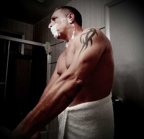 Foto desnuda filtrada de OnlyFans de Steve Strange