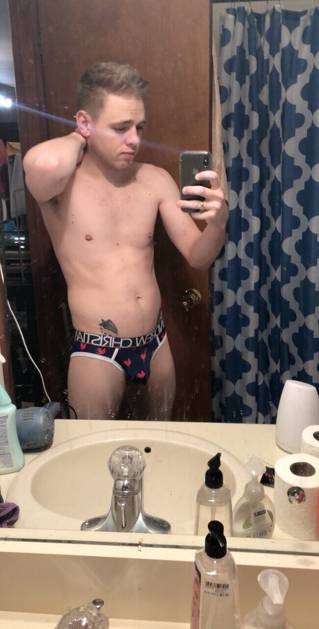 Foto desnuda filtrada de OnlyFans de Jameson