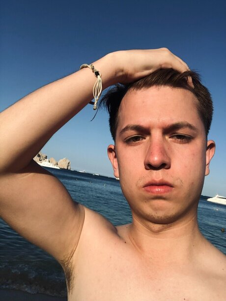 Foto desnuda filtrada de OnlyFans de Zepedalan