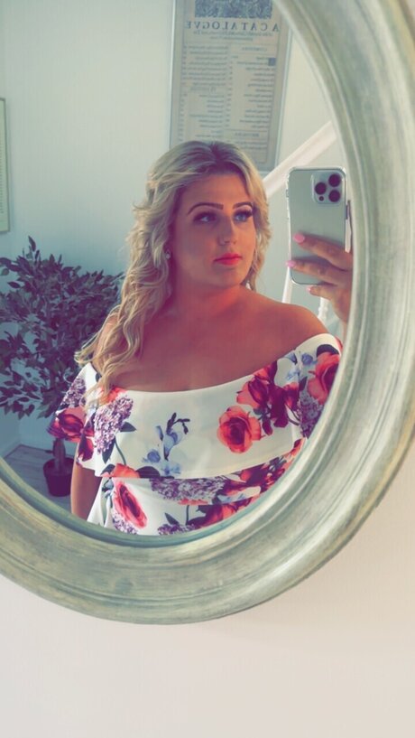 Foto desnuda filtrada de OnlyFans de Chantal