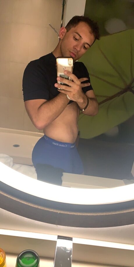 Foto desnuda filtrada de OnlyFans de Justin James