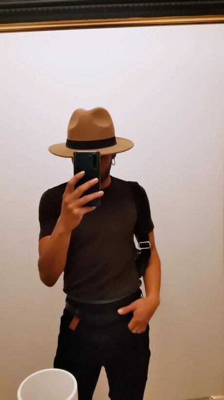 Foto desnuda filtrada de OnlyFans de Melaza