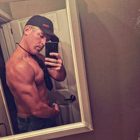 Foto desnuda filtrada de OnlyFans de 50 Shades
