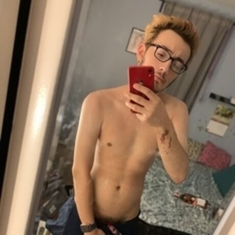 Foto desnuda filtrada de OnlyFans de Salvibabie