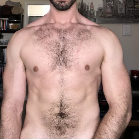 Foto desnuda filtrada de OnlyFans de Notsolazybttm