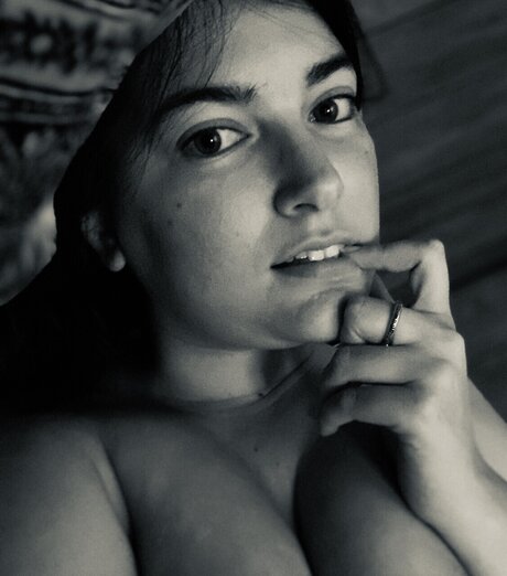 Foto desnuda filtrada de OnlyFans de Mandi