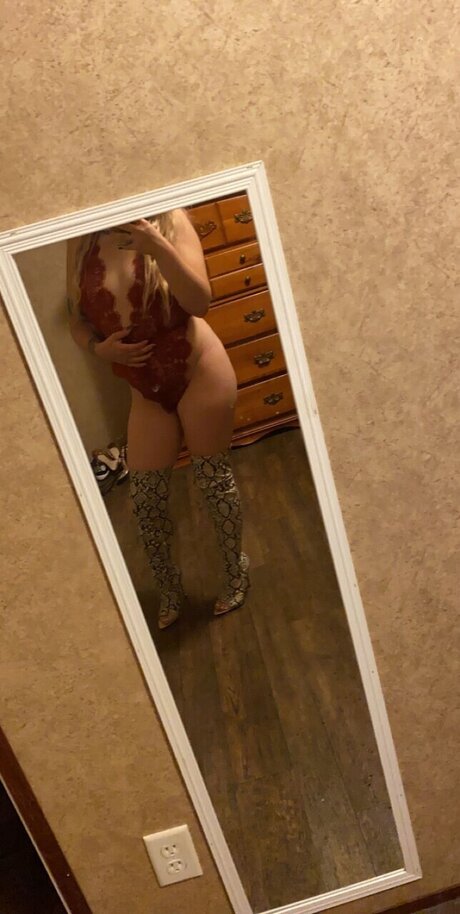 Foto desnuda filtrada de OnlyFans de Cassidyy Mariee