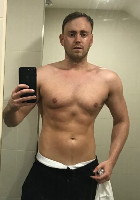 Foto desnuda filtrada de OnlyFans de Alex