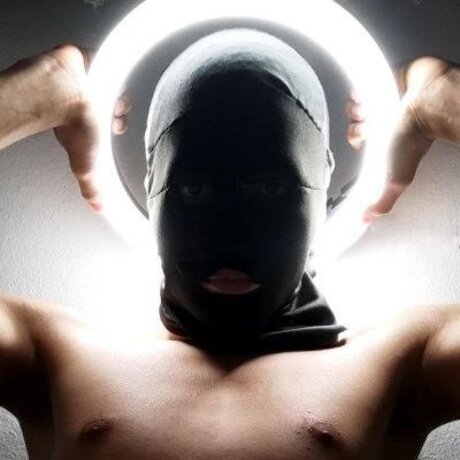 Foto desnuda filtrada de OnlyFans de Mascaravers