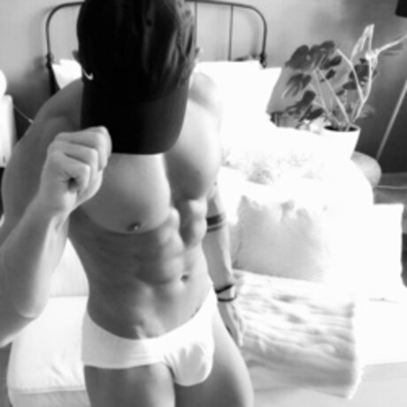 Foto desnuda filtrada de OnlyFans de Eublondjock