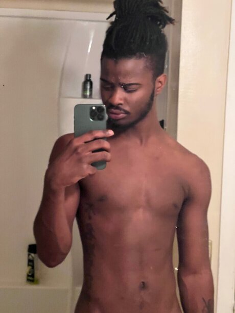 Foto desnuda filtrada de OnlyFans de Big Fella