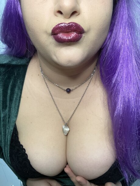 Foto desnuda filtrada de OnlyFans de Naomi Lavender