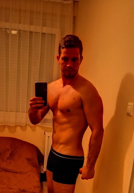 Foto desnuda filtrada de OnlyFans de Juliomontana